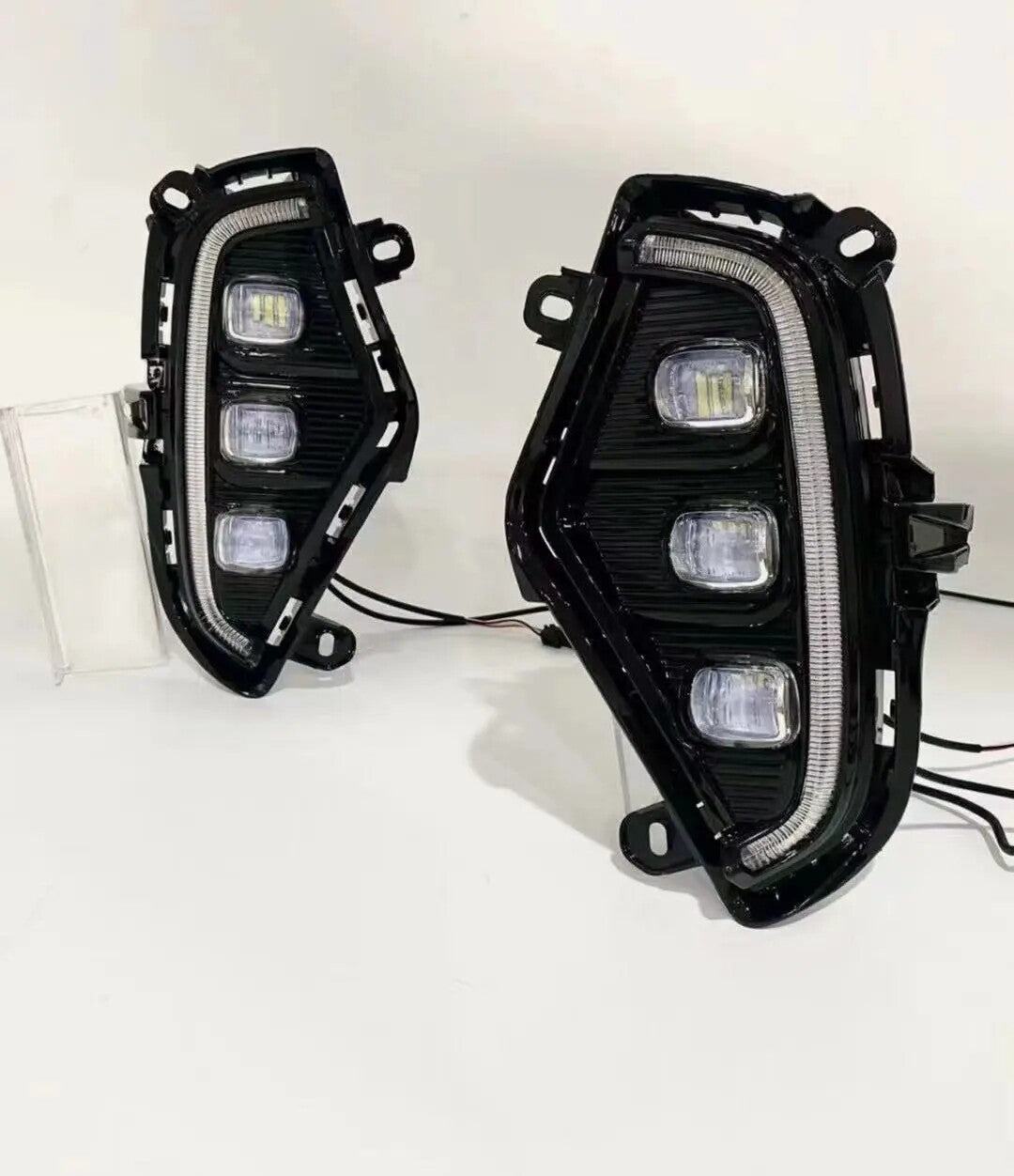 Fog lights LED with Daytime Running light Assembly for Toyota RAV4 2019 2020-2023