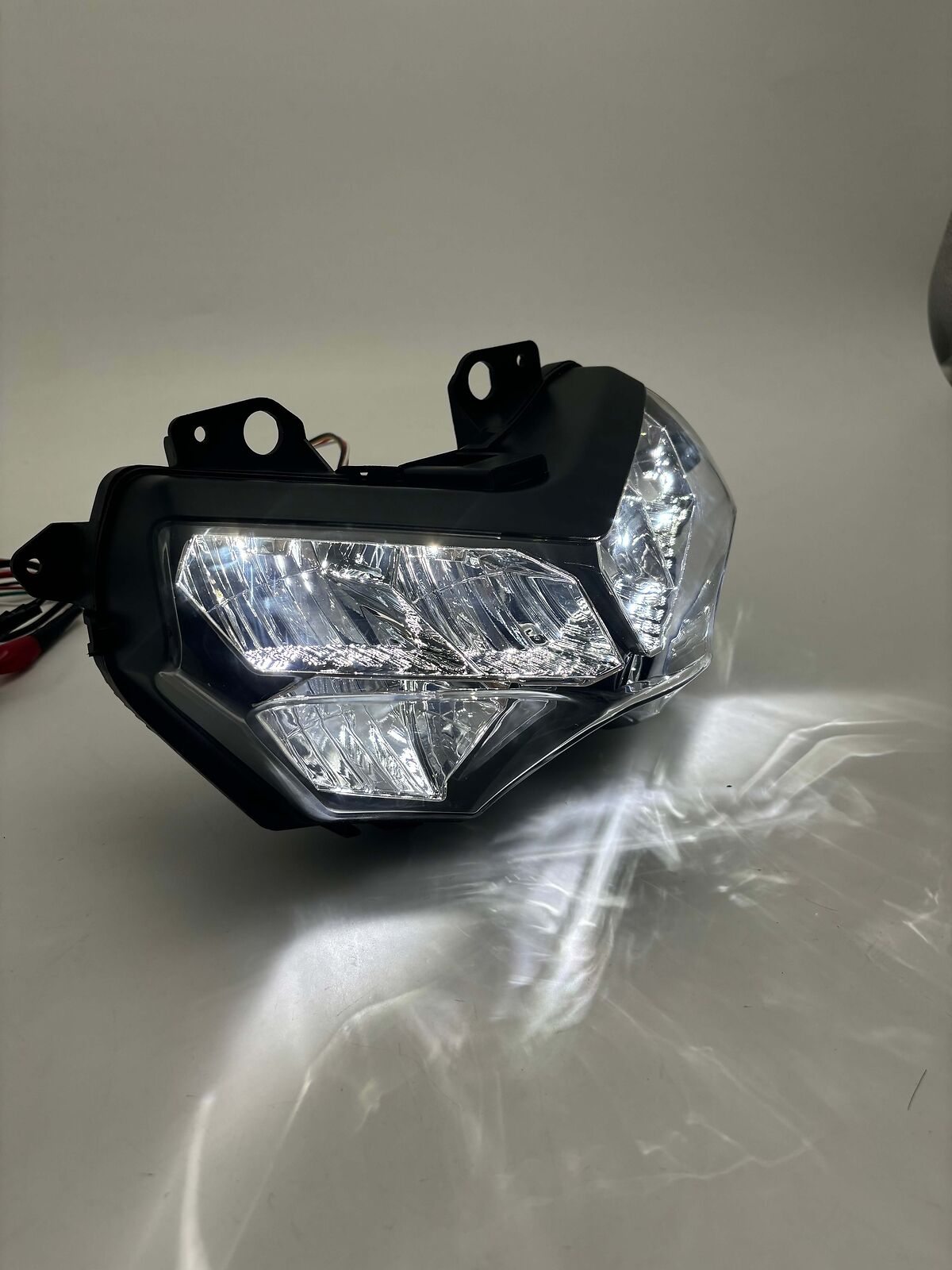 LED Headlight Head Light Assembly Hi/Lo Beam for Kawasaki Z900 Z400 Z650 2020-Up